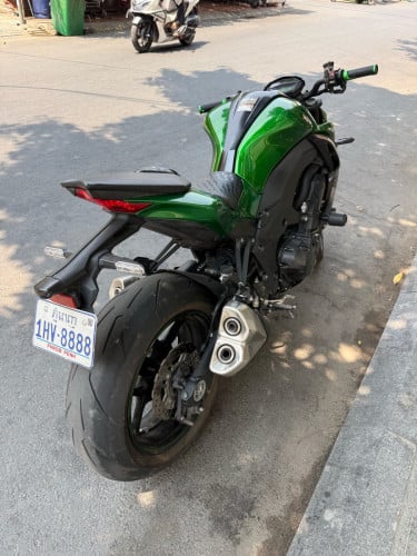 Kawasaki Z1000