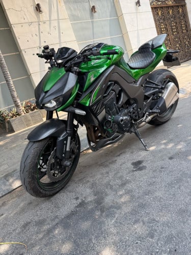 Kawasaki Z1000