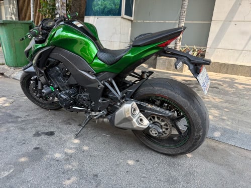 Kawasaki Z1000