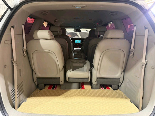 Kia carnival 2015