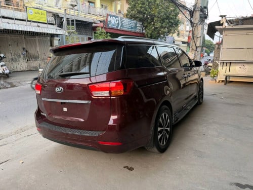 Kia Carnival 2015full option ទ្វាអូតូបី