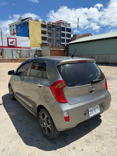 Kia morning 2012 smart key ម្ចាស់ដេីម ទី ១ តំលៃ 7300$