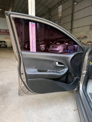 Kia Morning 2012full option