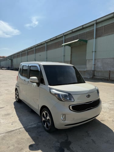 Kia ray 2012 full option smart key ឡានស្អាតអត់បុកប៉ះ អត់ស្ងោរដូរពណ៌ ធានាគ្រប់យ៉ាង 2 ខែ