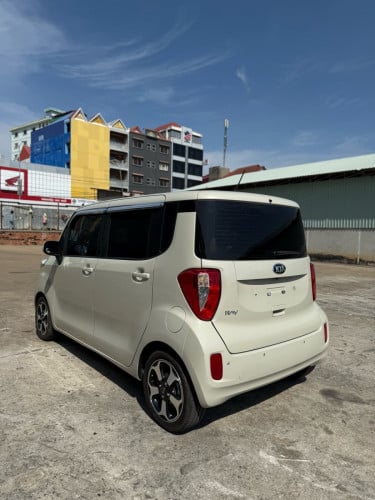 Kia ray 2012 full option smart key ឡានស្អាតអត់បុកប៉ះ អត់ស្ងោរដូរពណ៌ ធានាគ្រប់យ៉ាង 2 ខែ