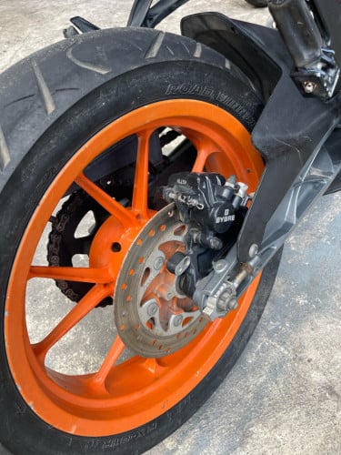 KTM RC 200 ឆ្នាំ 2015