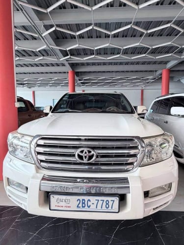 Landcruiser 2010 full option