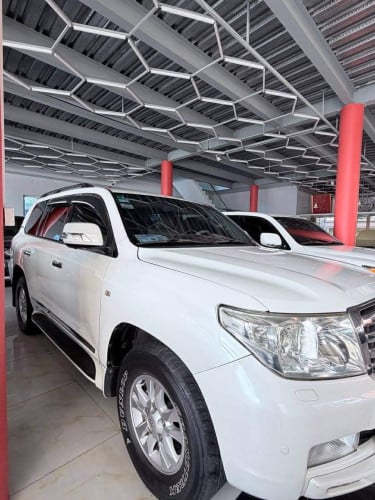 Landcruiser 2010 full option