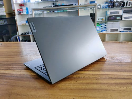 Lenovo V15 G4 IRU(មួយទឹក98%)