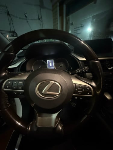 Lexus 350L តួវែងកៅអី៣ជួរ
