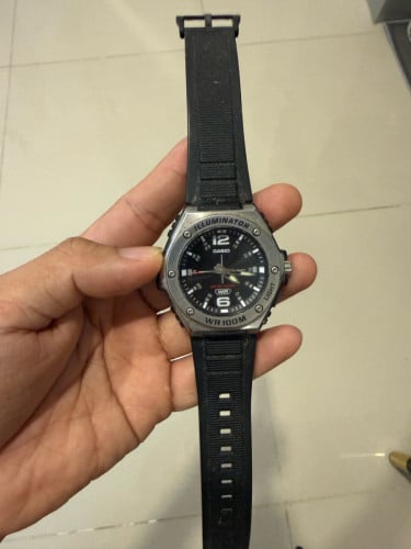 Man watch selling