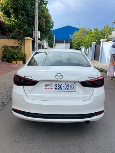 Mazda 2 ឆ្នាំ 2023 ឡានថ្មីខ្លាញ់គោ