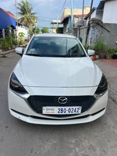Mazda 2 ឆ្នាំ 2023 ឡានថ្មីខ្លាញ់គោ