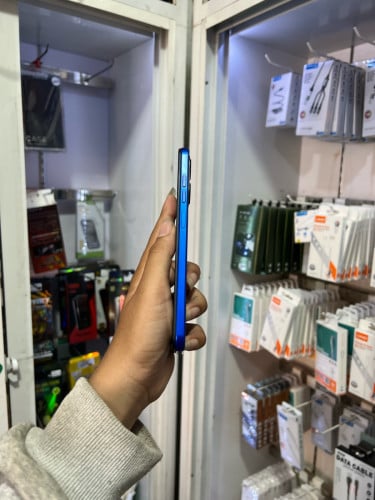 MEIZU-21 ពណ៌ទឹកប៊ិចចាស់ អីវ៉ាន់ក្រុមហ៊ុន Sim2 Memory 128GB Ram6+6GB អត់ជាប់អី (ធានា1ខែ)