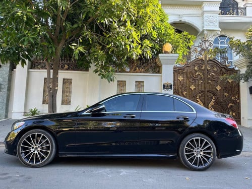 Mercedes C300 2015 For Rent /出租