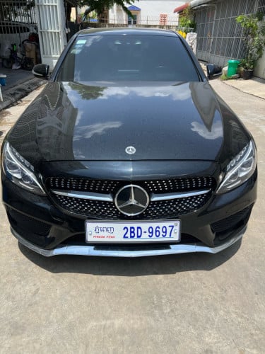 Mercedes C300 AMG Full option