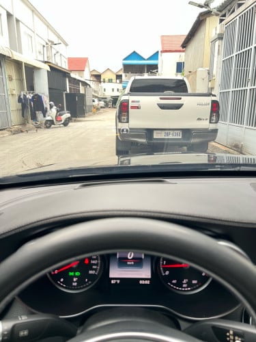 Mercedes C300 AMG Full option
