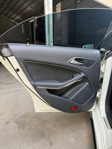 MERCEDES CLA2015