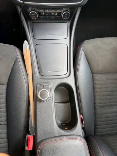 MERCEDES CLA2015