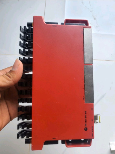 Mikrotik-L009