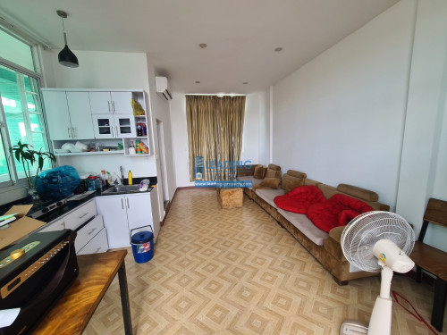 N913 | Top floor, Private terrace 1 Bedroom Apartment For Rent in BKK3