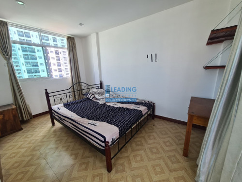 N913 | Top floor, Private terrace 1 Bedroom Apartment For Rent in BKK3