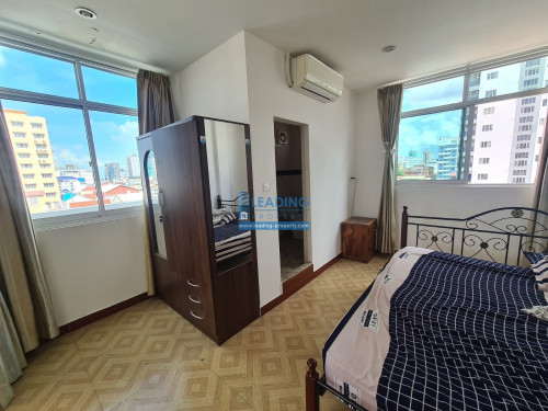N913 | Top floor, Private terrace 1 Bedroom Apartment For Rent in BKK3
