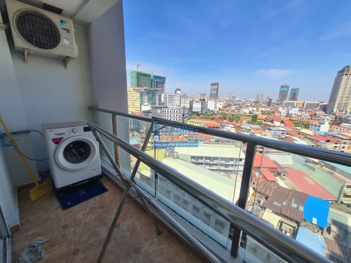 N936 | 13rd Floor Studio Condominium For Rent at Olympia
