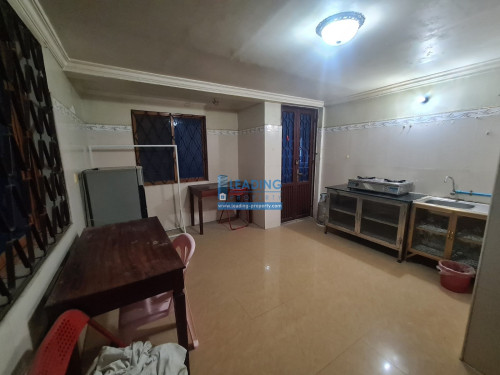 N965 | Flat Apartment 3 Bedrooms For Rent Near Russian Market