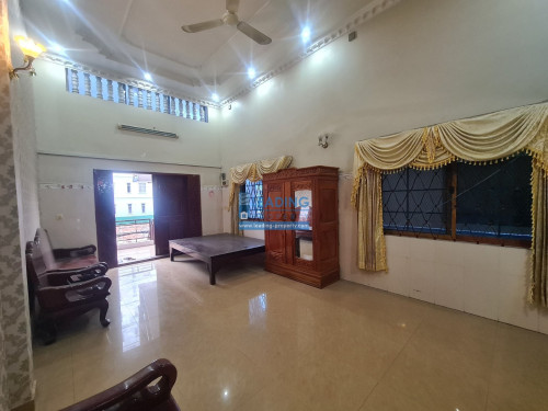 N965 | Flat Apartment 3 Bedrooms For Rent Near Russian Market