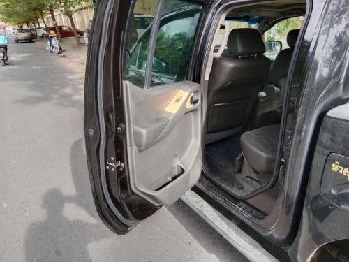 NAVARA 2006 For Rent /出租