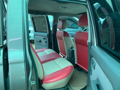 Nissan Frontier ឆ្នាំ 03 ប៉ុង1 សាំង + ហ្គាស