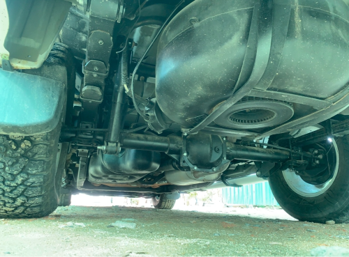 Nissan Frontier ឆ្នាំ 05 ប៉ុង1 សាំង + ហ្គាស