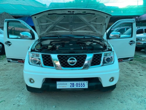 Nissan Frontier ឆ្នាំ 05 ប៉ុង1 សាំង + ហ្គាស