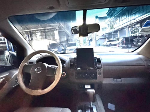 NISSAN NAVARA 2011 For Rent /出租