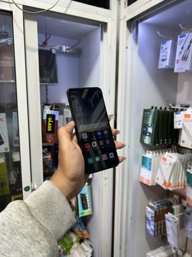 OPPO F11 ពណ៌ខ្មៅ (មួយទឹក) Memory 128GB RAM 6GB អីវ៉ាន់ក្រុមហ៊ុន