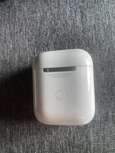 Original AirPod 2 wireless charger