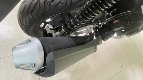 Pcx2021ជប៉ុនក្រដាស់ពន្ន2370$ទិញដាច់វៃដូ25ខេត្តក្រុងតេលេក្រាម077340440