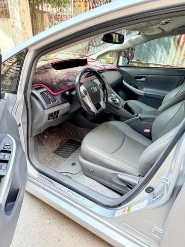 Prius 010 option 4 ឡានថ្មីដាច់តំលៃ14500$0968793333.0314199988