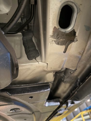 Prius 013 Persona ក្រដាសពន្ធថ្មី សំបុកឃ្មុំហ្សុីន