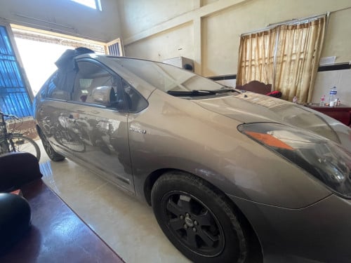 Prius 05 Full 9200$