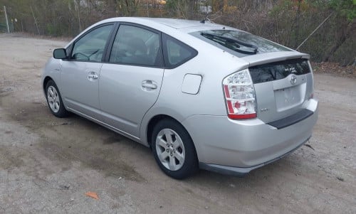 Prius 07 ពាក់កណ្តាលហ្វូលព៌ណប្រាក់ធានាឡានស្អាតអត់ដូរពណ៌អត់កាត់តឡានស្អាត