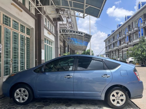 Prius 2005 Full Option (តម្លៃអាចចចារបាន)