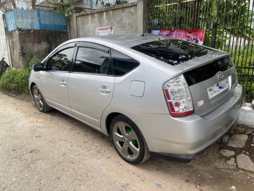 PRIUS 2006 For Rent /出租