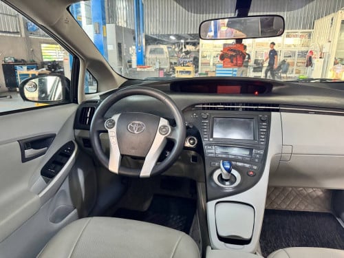 PRIUS 2010 For Rent /出租