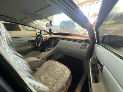 Prius 2010 Option 2 ឡានថ្មី