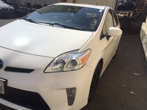 Prius 2013 (ថ្មីណាស់)