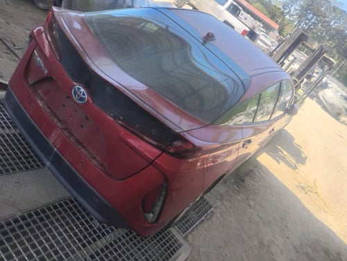 PRIUS PRIME 2017 FULL ADVANCE ពណ៍ក្រហម