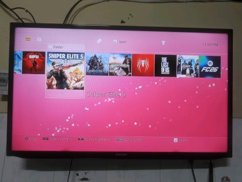 Ps4 pro 1 + hhd 1T =2T controller 3