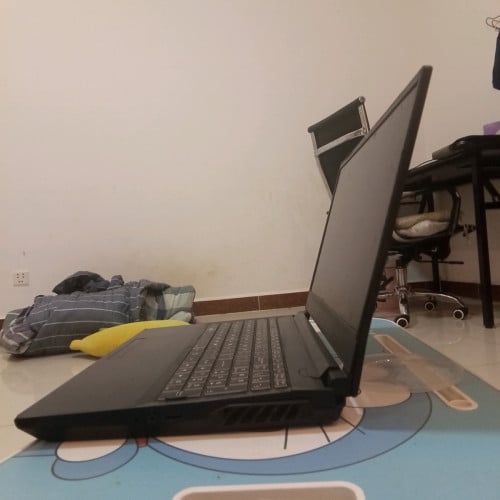 R5 3500x -  RTX2070 - DDR4 16GB-3200Mhz. + 2TB Storage, 144hz Screen-   Clevo NH5xAx